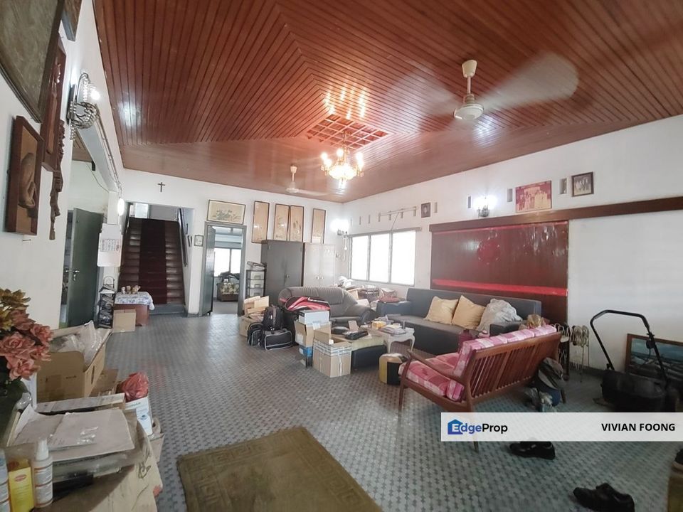 Greentown, Ipoh, Perak, Double Storey Bungalow, Freehold, Facing South, Strategies Location, Good Condition., Perak, Ipoh