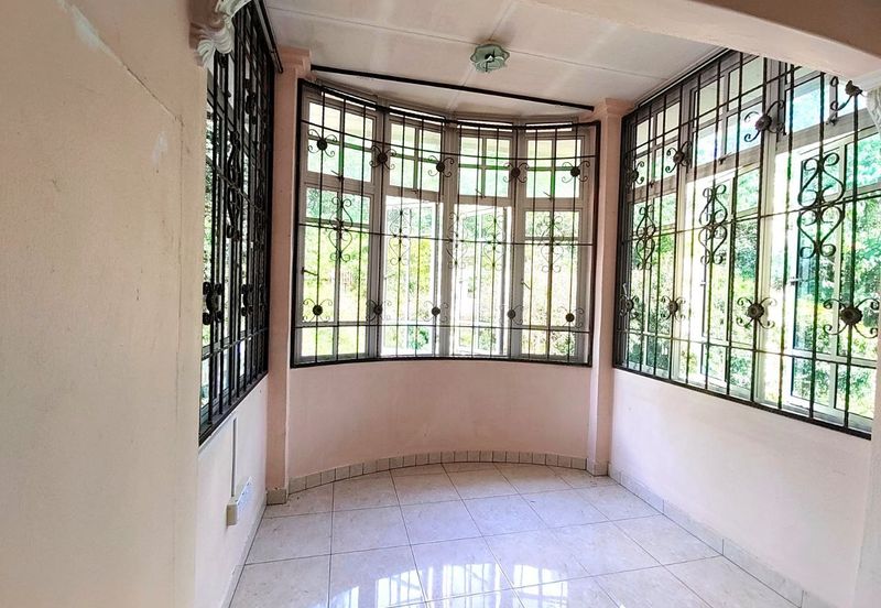 TAMAN KLEDANG, MENGLEMBU