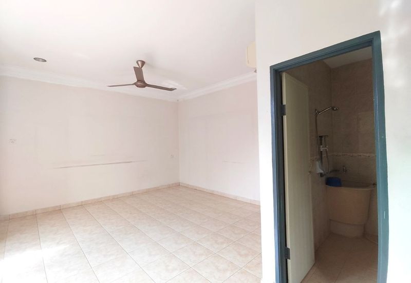 TAMAN KLEDANG, MENGLEMBU