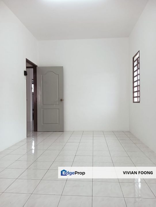 Taman Utama, Kinta, Perak, Double Storey Terrace House, For sale, Good Condition, Strategic Location., Perak, Kinta