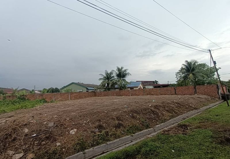 Teluk Kurin, Buntong