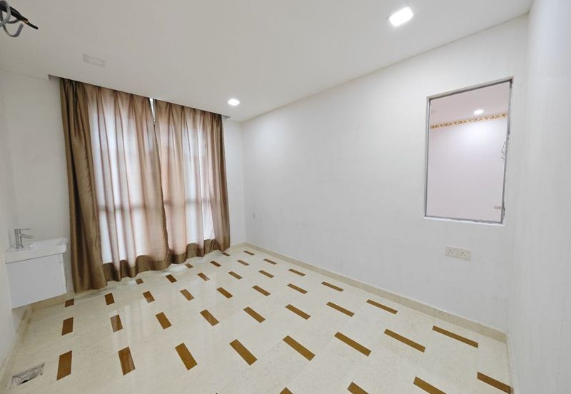 TAMAN MERU DESA PARK