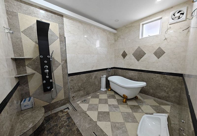 TAMAN MERU DESA PARK