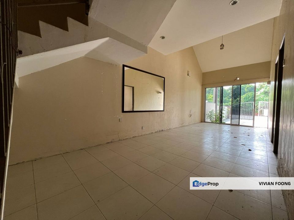 Taman Desa Lawan Kuda, Kampar, Perak, 1.5 Storey Terrace House, For Sale, Facing North, Basic unit,Good Condition, Strategic Location., Perak, Kampar
