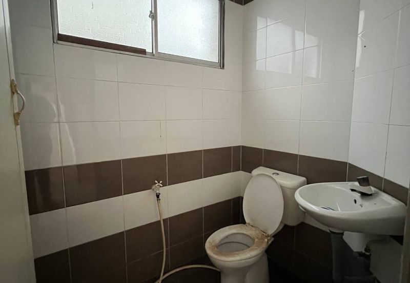 TAMAN DESA LAWAN KUDA