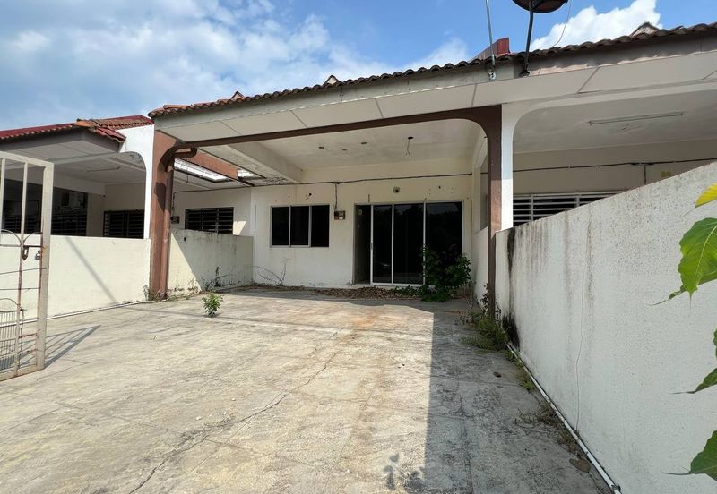 TAMAN DESA LAWAN KUDA