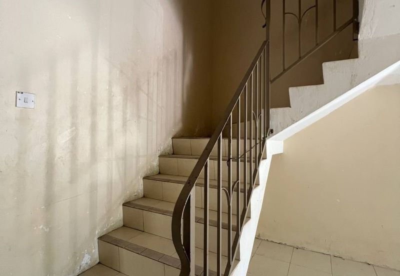 TAMAN DESA LAWAN KUDA