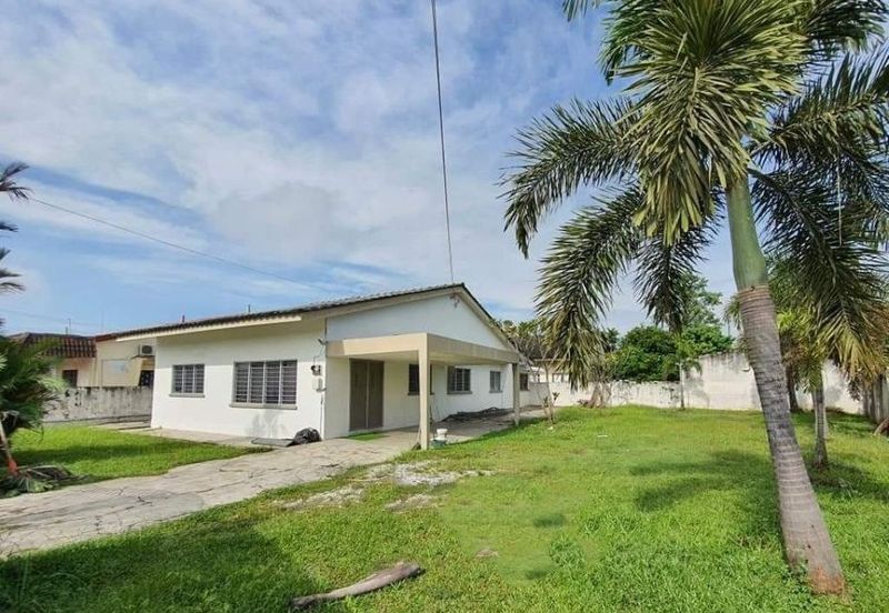 OFF JALAN PASIR PUTEH