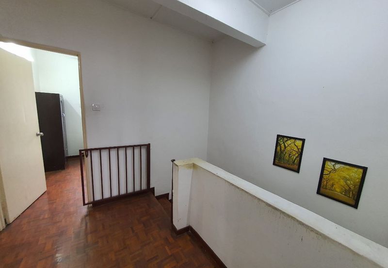 TAMAN MEWAH, BERCHAM