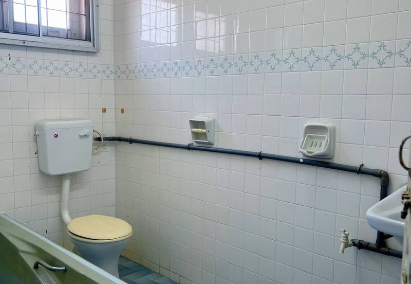  Batu Gajah, Batu Gajah, Perak, Double Storey House Corner Unit, For Sale,  Facing South, Kitchen extended, peaceful living environment. 