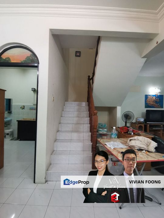 Taman wang menglembu perak intermediate corner terrace house for sale partially furniture chinese area  ipoh town, Perak, Menglembu
