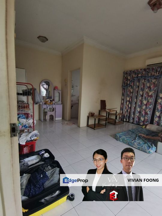 Taman wang menglembu perak intermediate corner terrace house for sale partially furniture chinese area  ipoh town, Perak, Menglembu