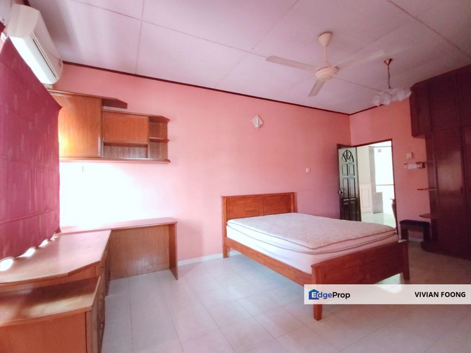 Greentown ipoh perak corner bungalow good location ipoh town ipoh centre, Perak, Ipoh