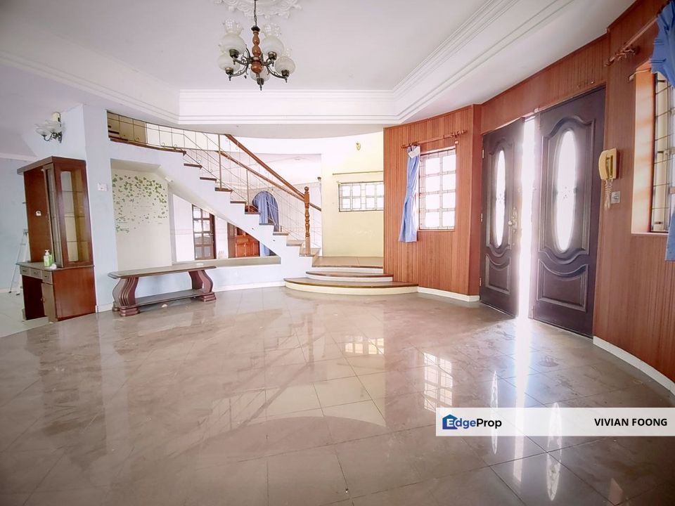 Greentown ipoh perak corner bungalow good location ipoh town ipoh centre, Perak, Ipoh