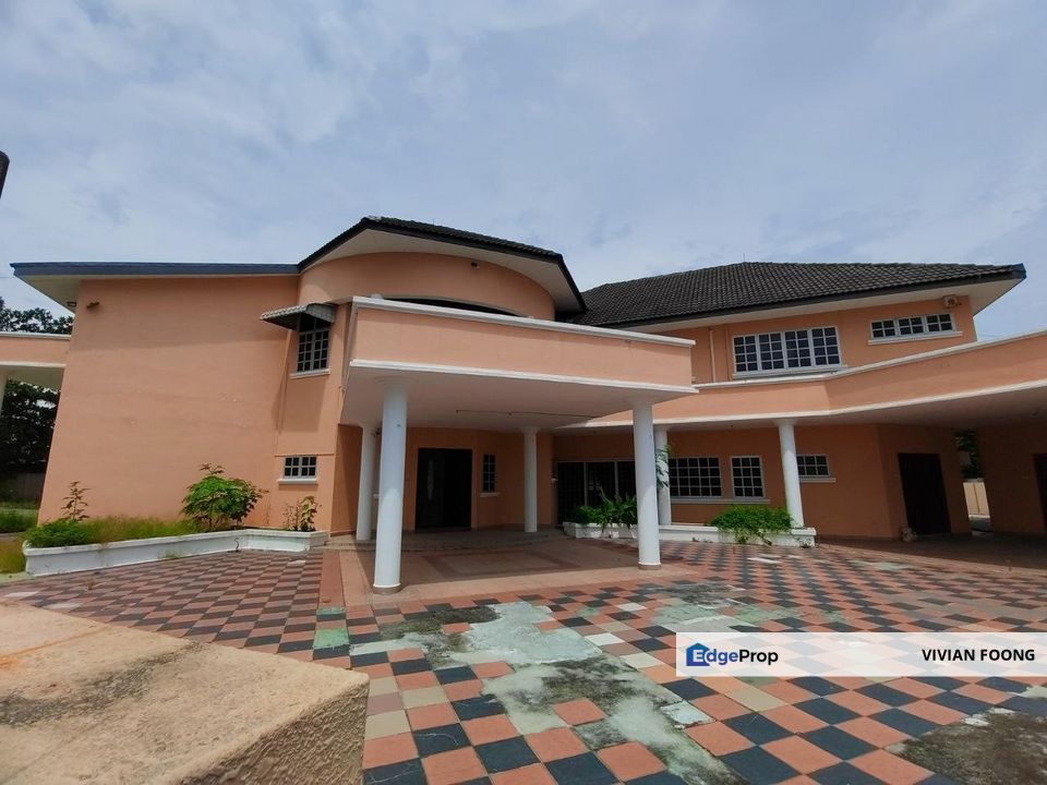 Greentown ipoh perak corner bungalow good location ipoh town ipoh centre, Perak, Ipoh