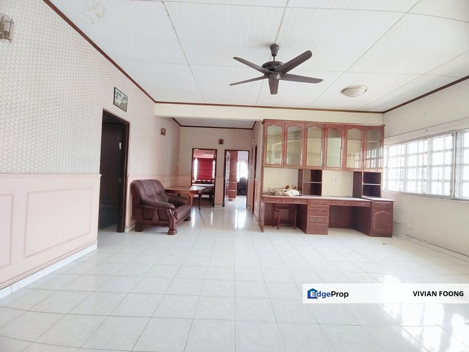 Greentown ipoh perak corner bungalow good location ipoh town ipoh centre, Perak, Ipoh