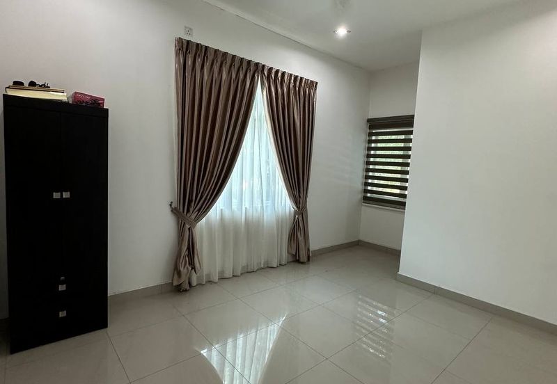 Arena Tasek Putra (Tasek Nova)