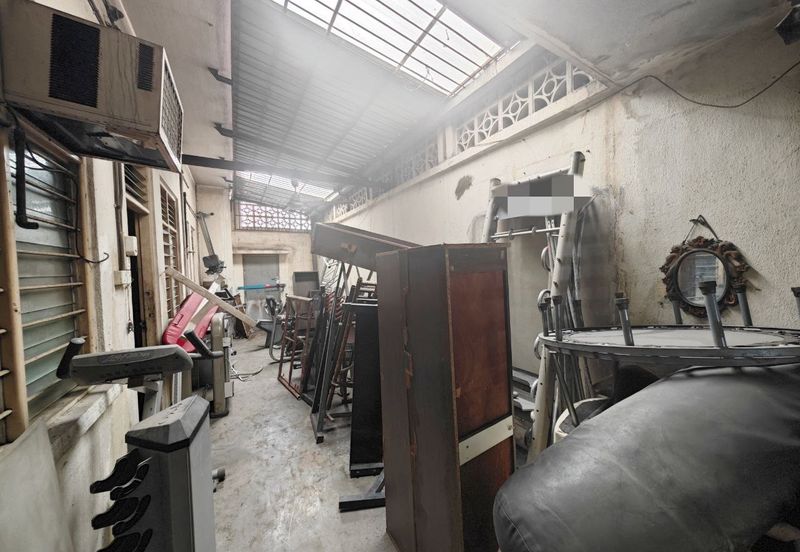 Jalan Pasir Puteh, Station 18