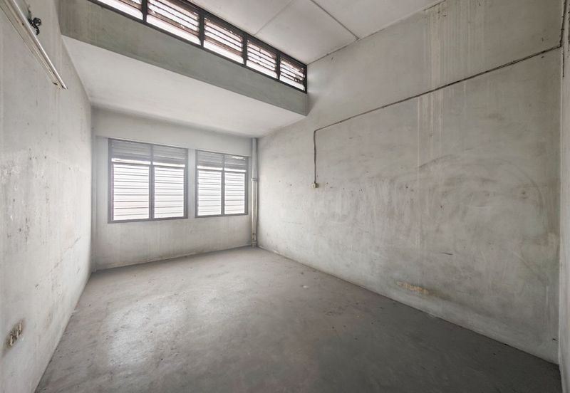 Jalan Pasir Puteh, Station 18