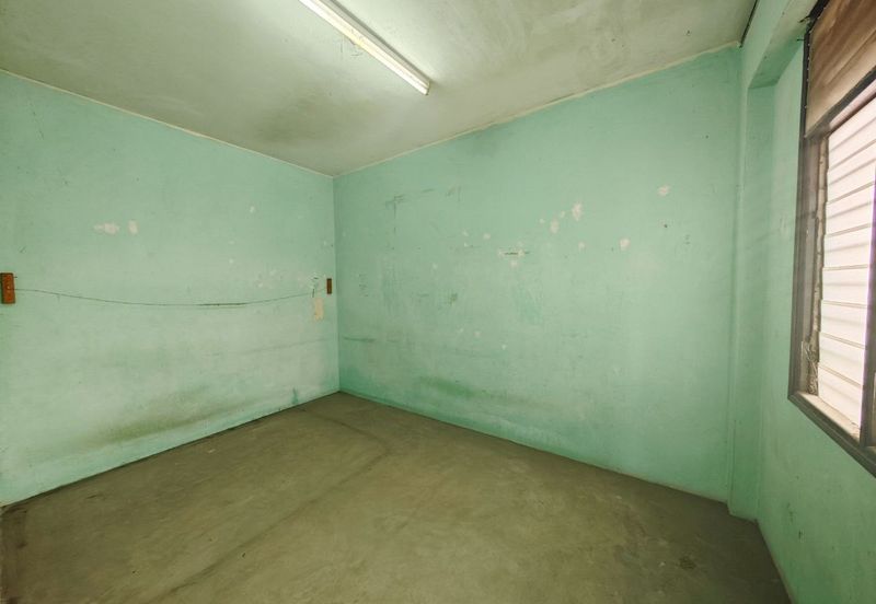 Jalan Pasir Puteh, Station 18