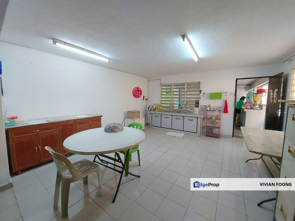 Taman chateau ipoh perak bungalow house for rent ipoh town jalan kampar , Perak, Ipoh