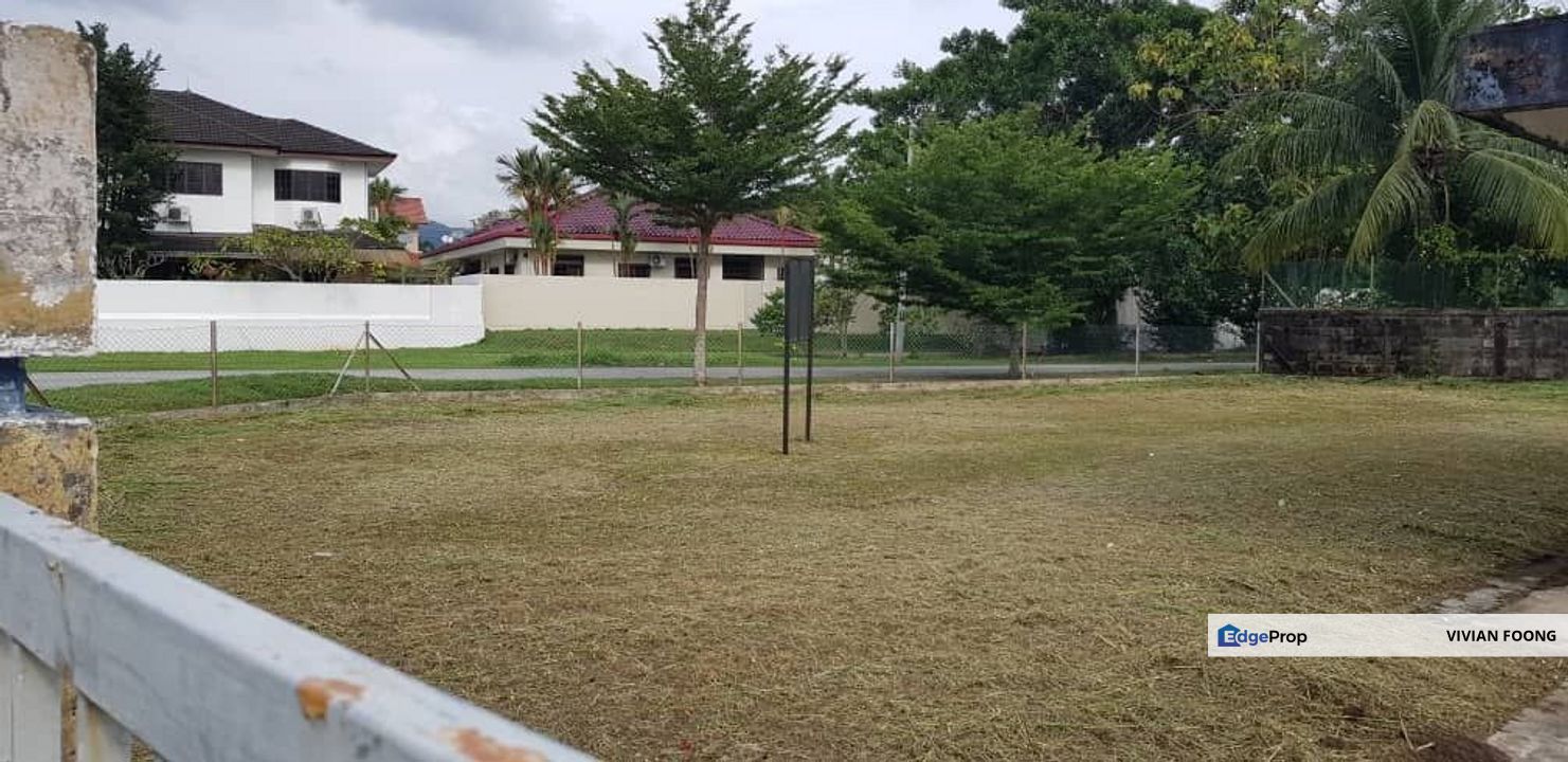 Taman golf ipoh perak bungalow house for sale near ipoh town centre, Perak, Ipoh