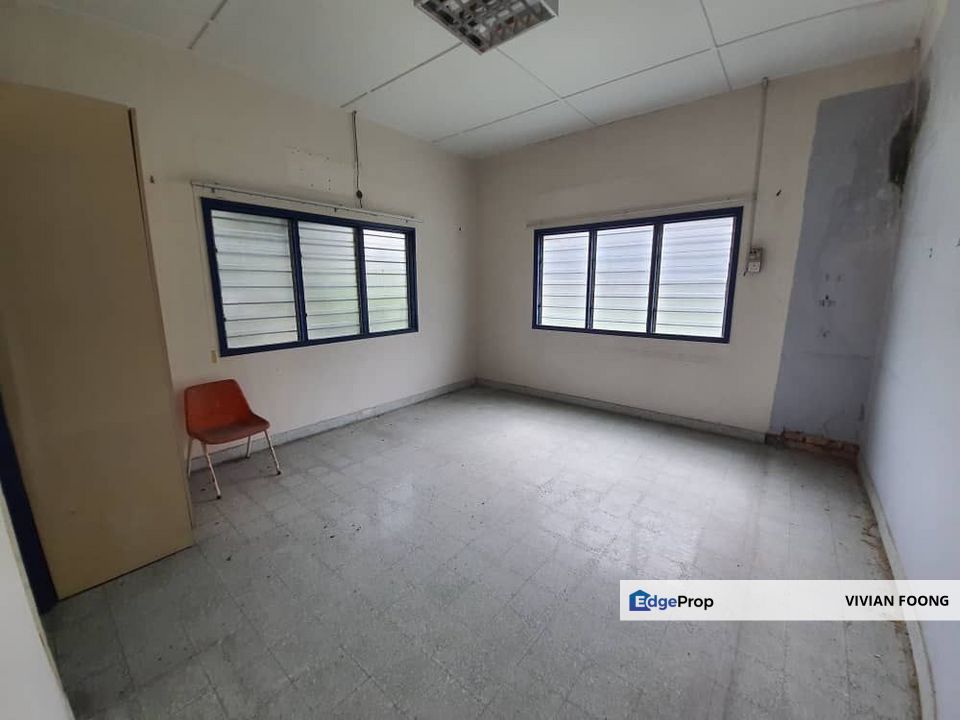 Taman golf ipoh perak bungalow house for sale near ipoh town centre, Perak, Ipoh