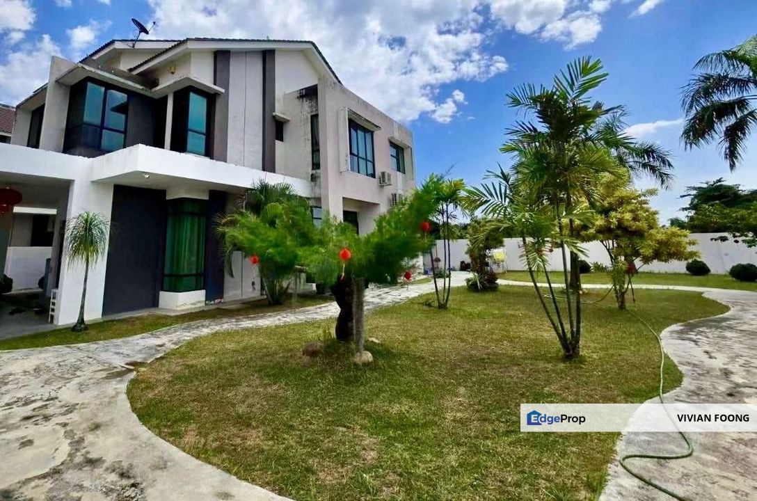 Panorama Lapangan Perdana, Ipoh, Perak bungalow for sale freehold botani mear ipoh town centre simpang pulai gated and guarded, Perak, Ipoh