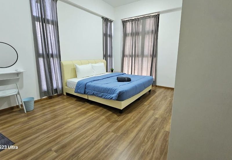 THE COVE HILLSIDE RESIDENCE