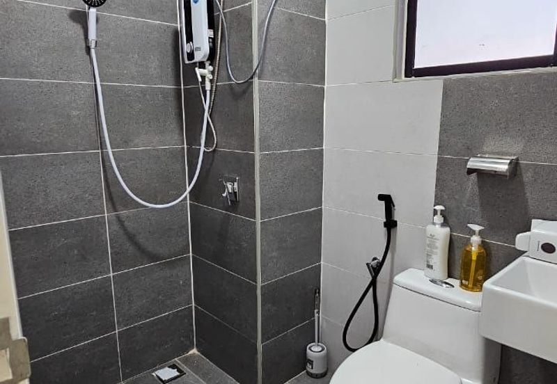 THE COVE HILLSIDE RESIDENCE