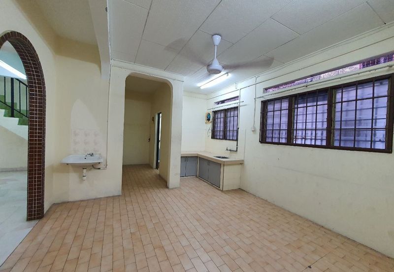 TAMAN BUKIT KLEDANG INDAH