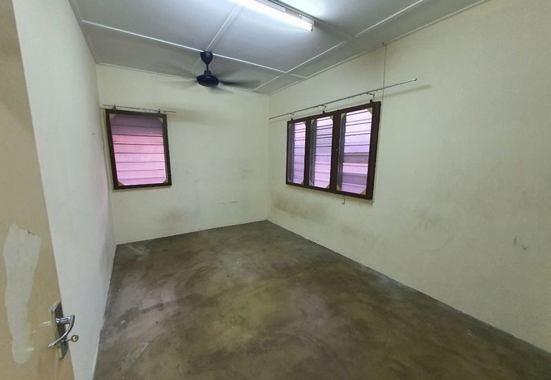 TAMAN BUKIT KLEDANG INDAH