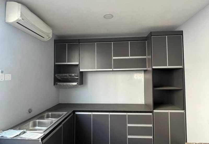 Pusat Perniagaan Lang Indah