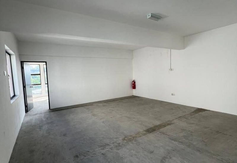 Pusat Perniagaan Lang Indah