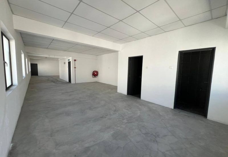 Pusat Perniagaan Lang Indah