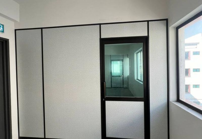 Pusat Perniagaan Lang Indah