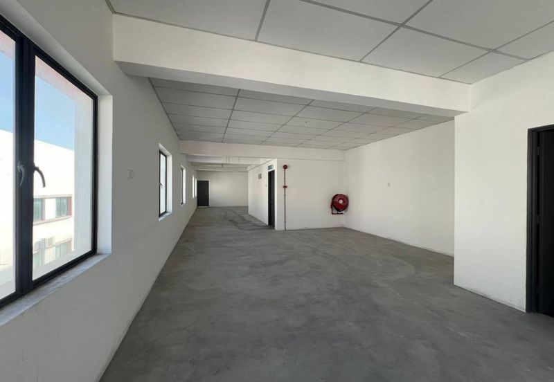 Pusat Perniagaan Lang Indah