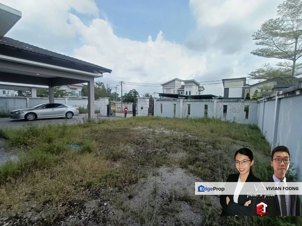 Meru hill bungalow ipoh perak bungalow house for sale basic condition new house good lovation good maintain gated and guarded low density , Perak, Ipoh