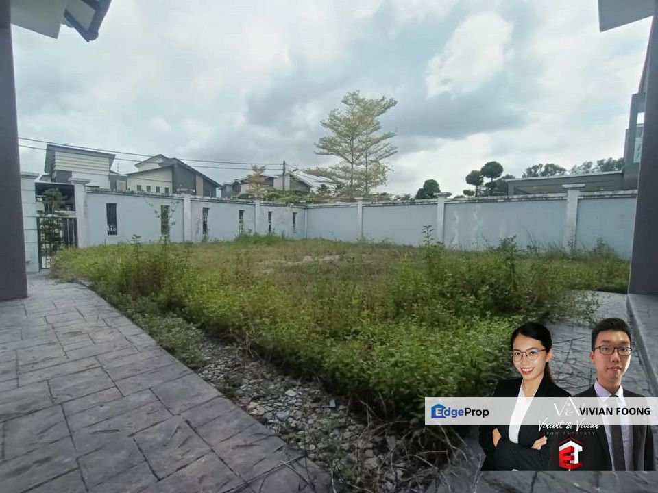 Meru hill bungalow ipoh perak bungalow house for sale basic condition new house good lovation good maintain gated and guarded low density , Perak, Ipoh