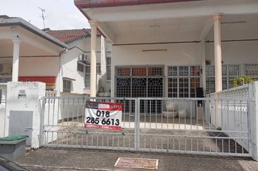 Single storey split level house want to sell which has renovated, good condition, center in Seremban town at Taman Bukit Kelisa Permai Seremban town