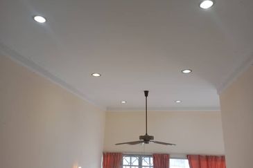 Single storey split level house want to sell which has renovated, good condition, center in Seremban town at Taman Bukit Kelisa Permai Seremban town