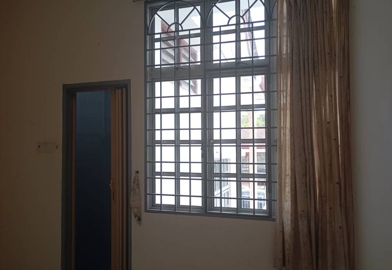 Limited  and Good Condition Single storey Split Level House Want To Rent at Taman Bukit Kelisa, Taman Permai Seremban Town