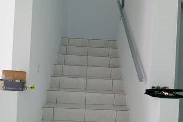 TAMAN  ANGSAMAS 2 WANT TO RENT