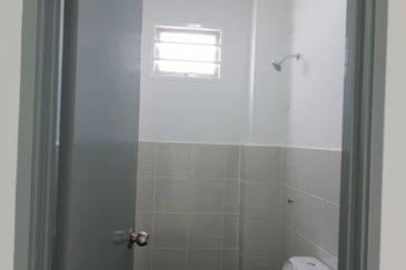 TAMAN  ANGSAMAS 2 WANT TO RENT