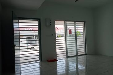 TAMAN  ANGSAMAS 2 WANT TO RENT