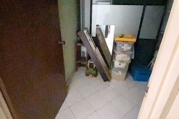 TAMAN SEREMBAN JAYA DOUBLE STOREY WANT TO RENT