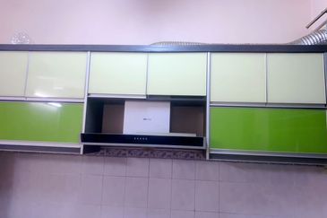 TAMAN SEREMBAN JAYA DOUBLE STOREY WANT TO RENT