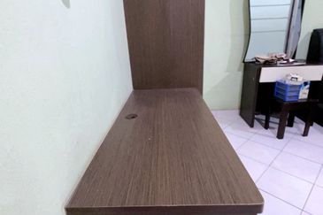 TAMAN SEREMBAN JAYA DOUBLE STOREY WANT TO RENT