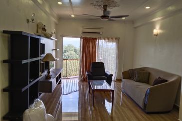 TASEK MEWAK SEREMBAN CONDOMINIUM WANT TO RENT