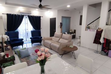 [RM530,000 } GOOD CONDITION, LUXURYDOUBLE STOREY TERRACE HOUSE WANT TO SELL at NILAI IMPIAN, NILAI, BANGI, KAJANG, BANDAR SERI PUTRA